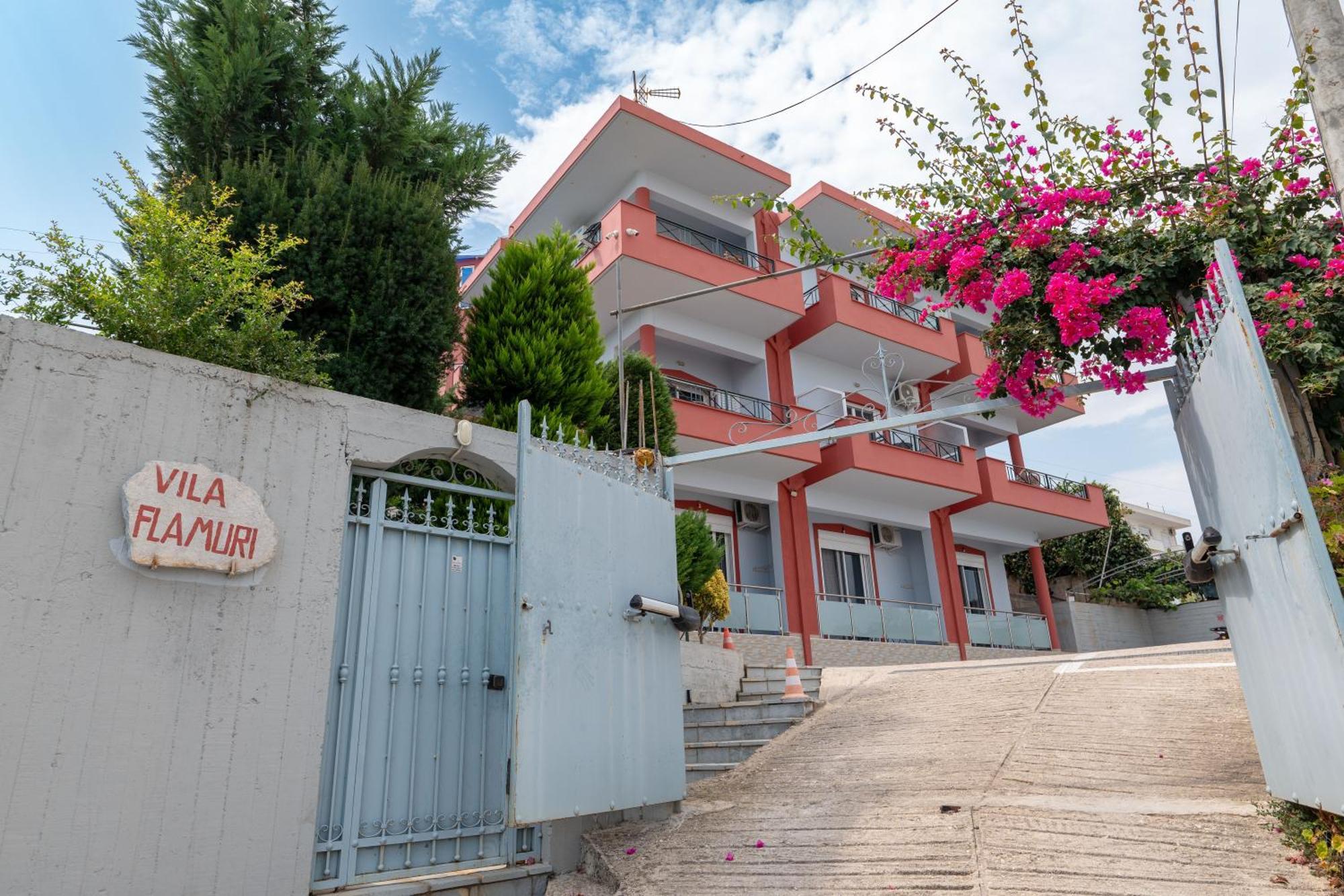 Vila Flamuri ซารานเดอ ภายนอก รูปภาพ