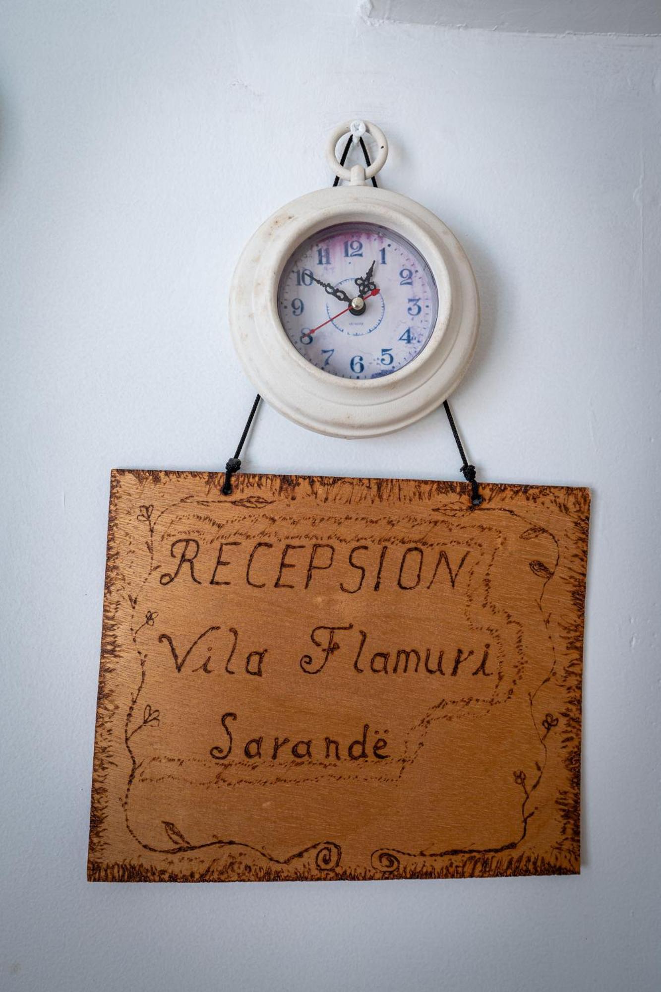 Vila Flamuri ซารานเดอ ภายนอก รูปภาพ
